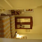 Aci E Galatea Bed & Breakfast