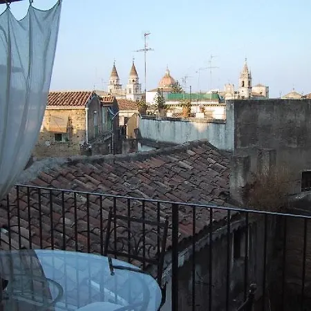 Aci E Galatea Bed & Breakfast *