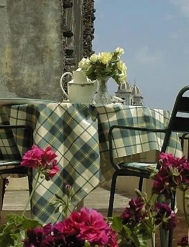 Aci E Galatea Frühstückspension